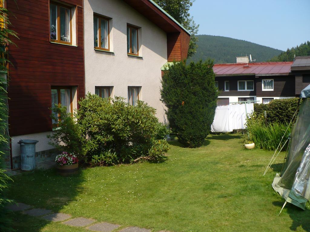 Ubytovani Zmatlikova Pec pod Sněžkou Buitenkant foto